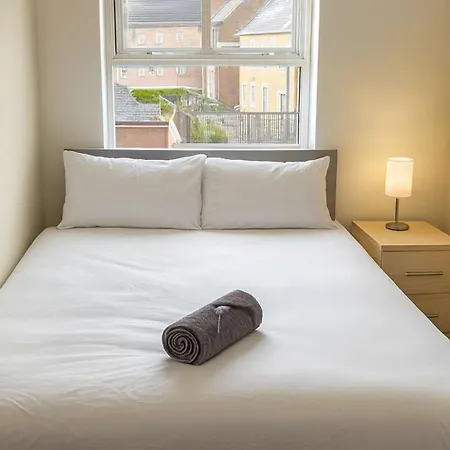 Spacious 6 Bedroom 3 Bath House In Stoke Gifford-ideal For Contractors Inn Bristol